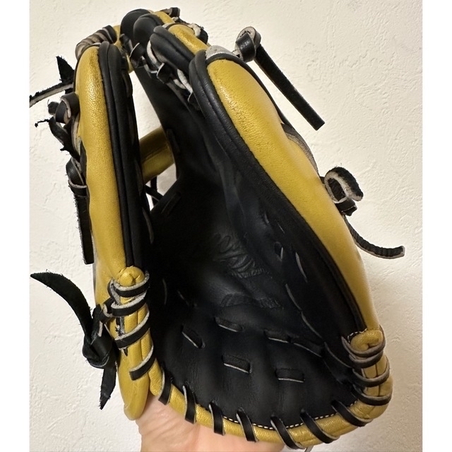 MIZUNO(ミズノ)のミズノプロ 坂本勇人 2013オールスターモデル 金×銀×黒 スポーツ/アウトドアの野球(グローブ)の商品写真