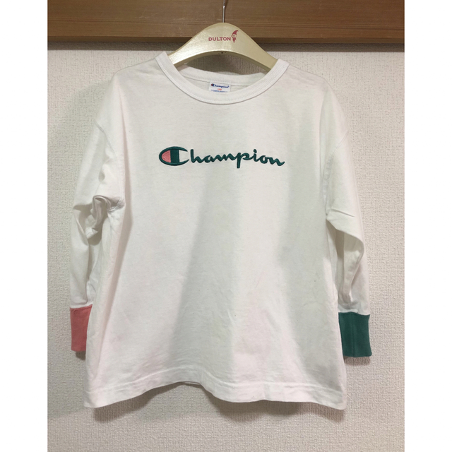 Champion(チャンピオン)の美品 チャンピオン キッズ ロンT ロゴ刺繍 5Y 6Y アローズ 120センチ キッズ/ベビー/マタニティのキッズ服女の子用(90cm~)(Tシャツ/カットソー)の商品写真