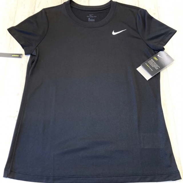 NIKE(ナイキ)のナイキ Tシャツ ドライフィット レディース トレーニング スタンダード レディースのトップス(Tシャツ(半袖/袖なし))の商品写真