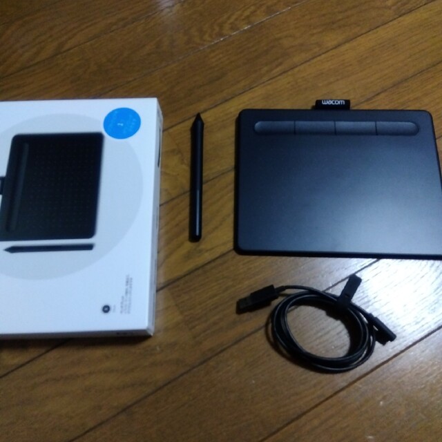 WACOM ペンタブレット Wacom Intuos Smallベーシック お…