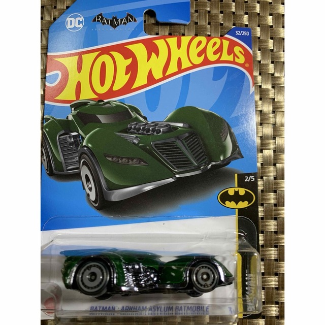ホットウィール バットモービル 2色 未開封 バットマンの通販