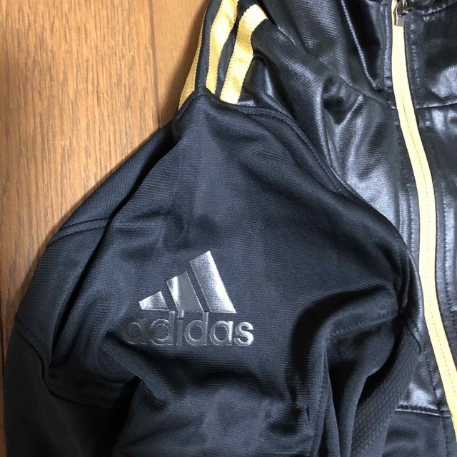 adidas ジャージ上下 メンズ　Oサイズ メンズのトップス(ジャージ)の商品写真