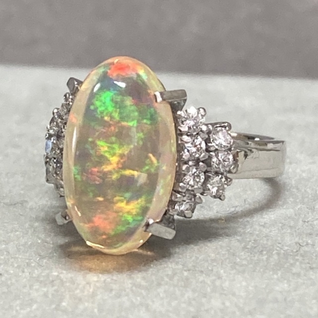 Pt850 3.72ct ファイアオパールとダイヤモンドリング　指輪 レディースのアクセサリー(リング(指輪))の商品写真