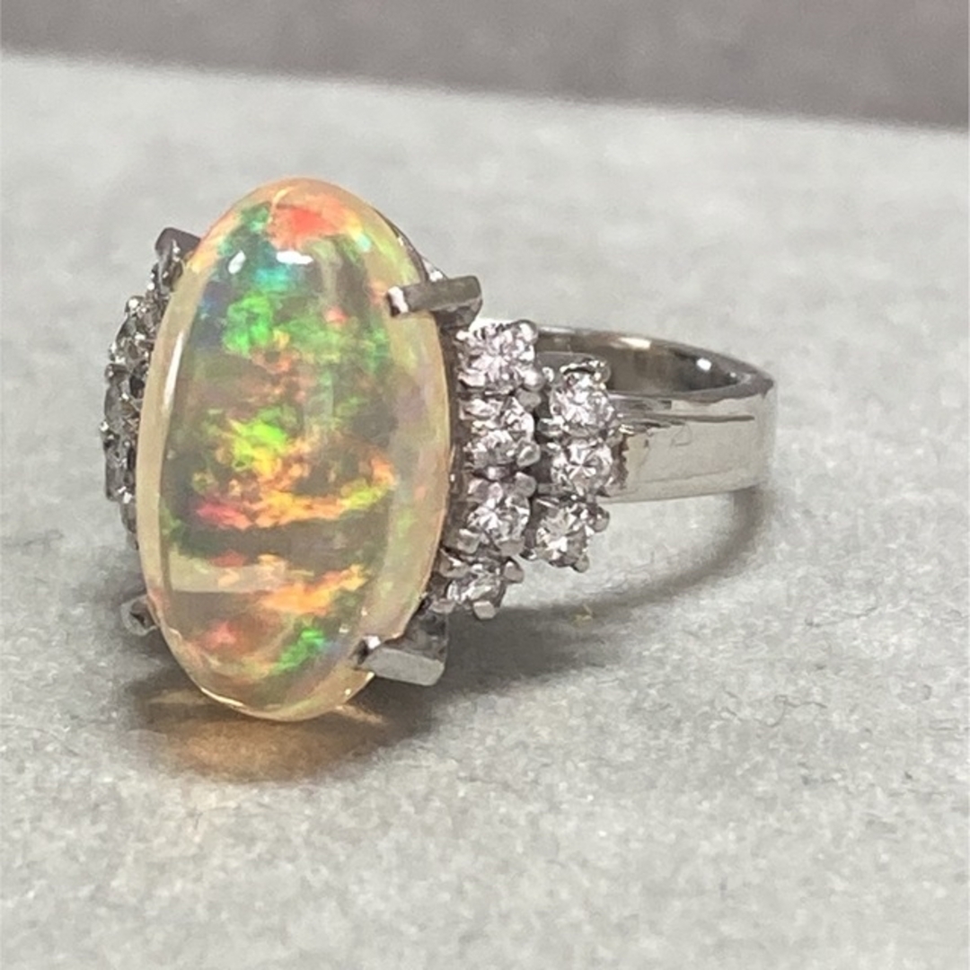 Pt850 3.72ct ファイアオパールとダイヤモンドリング　指輪 レディースのアクセサリー(リング(指輪))の商品写真