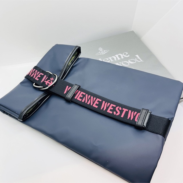 新品VivienneWestwoodヴィヴィアンウエストウッド クラッチバッグ