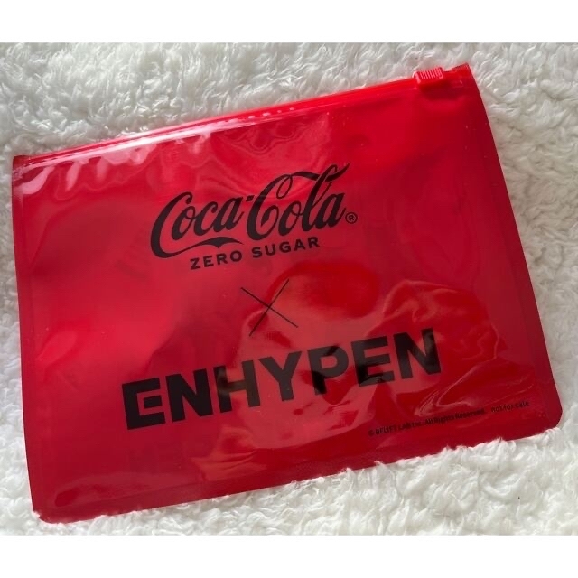 ENHYPEN(エンハイプン)の【最終値下げ】ENHYPEN×コカコーラ　ペアタンブラー エンタメ/ホビーのコレクション(ノベルティグッズ)の商品写真