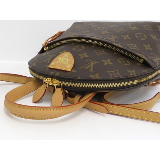 LOUIS VUITTON - LOUIS VUITTON LVムーン バックパック リュック