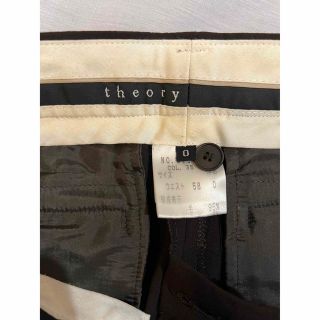 セオリー(theory)のパンツ　０　theory  焦げ茶　wool95%(カジュアルパンツ)