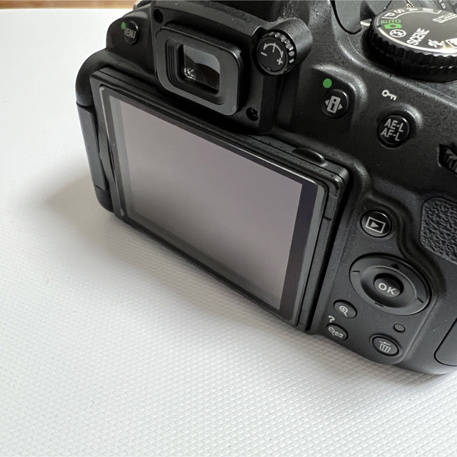 Nikon デジタル一眼レフカメラ D5100 5