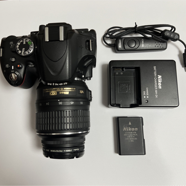 Nikon デジタル一眼レフカメラ D5100 1