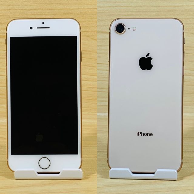 Apple(アップル)のバッテリー100％ SIMフリー iPhone8 64GB P55 スマホ/家電/カメラのスマートフォン/携帯電話(スマートフォン本体)の商品写真