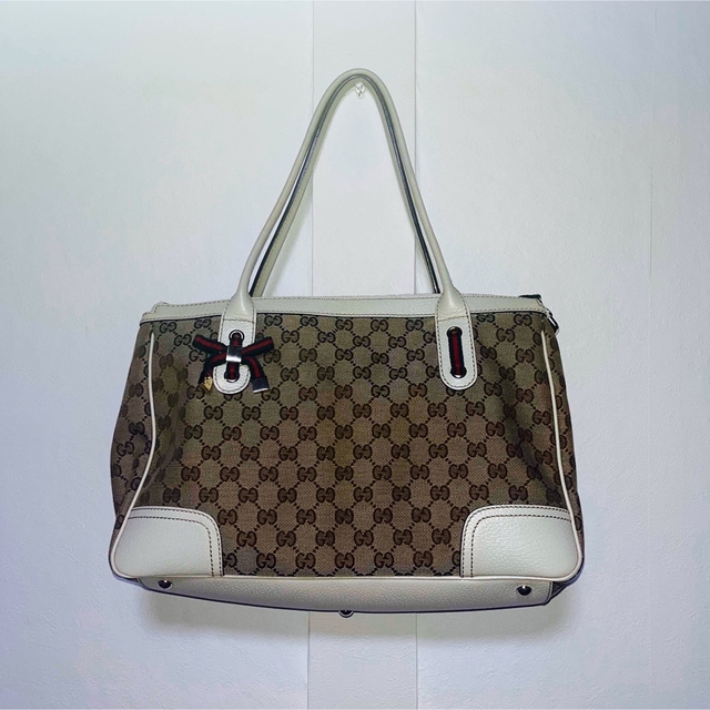 Gucci(グッチ)の超美品！GGキャンバスシェリーラインバック レディースのバッグ(ショルダーバッグ)の商品写真