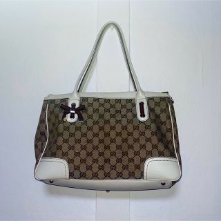 グッチ(Gucci)の超美品！GGキャンバスシェリーラインバック(ショルダーバッグ)