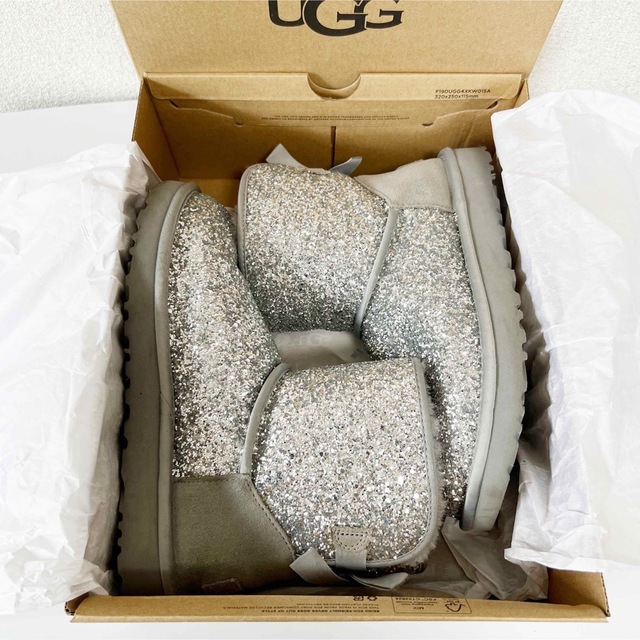 UGG(アグ)のUGG アグ　ムートンブーツ　1107073-SLVR-06 シルバー　リボン レディースの靴/シューズ(ブーツ)の商品写真