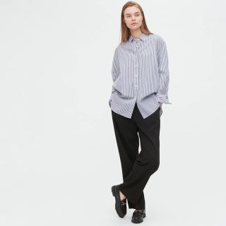 ユニクロ(UNIQLO)のユニクロ　タックワイドパンツ　丈長めLサイズ　未使用(カジュアルパンツ)