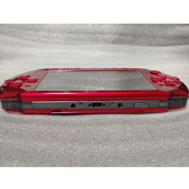 PSP3000レッド エンタメ/ホビーのゲームソフト/ゲーム機本体(携帯用ゲーム機本体)の商品写真