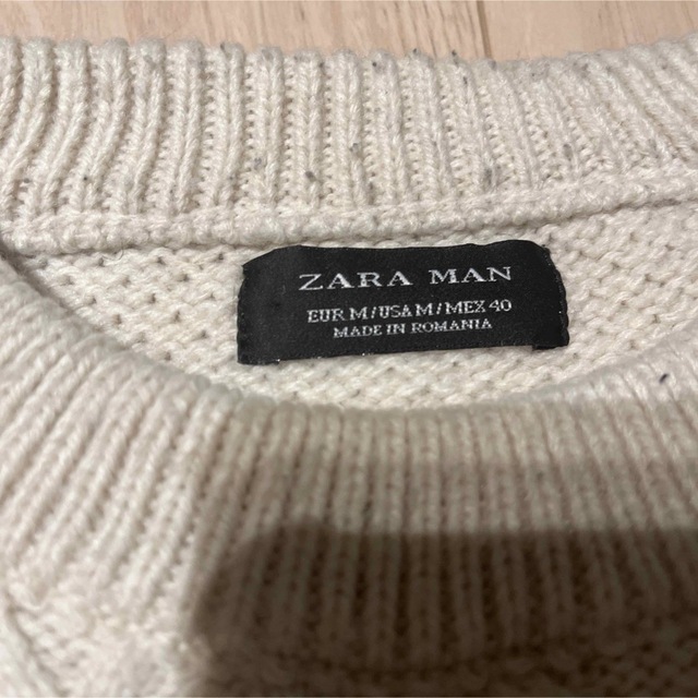 ZARA(ザラ)のZARA MANザラニットホワイトMサイズ メンズのトップス(ニット/セーター)の商品写真