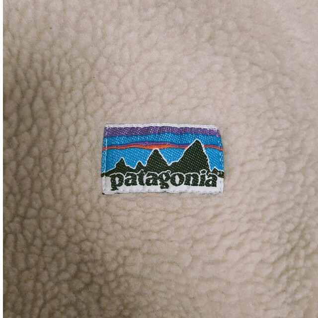 patagonia(パタゴニア)のパタゴニア フリース ベスト キッズM（10） キッズ/ベビー/マタニティのキッズ服男の子用(90cm~)(その他)の商品写真