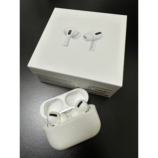 アップル(Apple)の【美品】AirPods Pro ホワイト MWP22ZM/A(ヘッドフォン/イヤフォン)