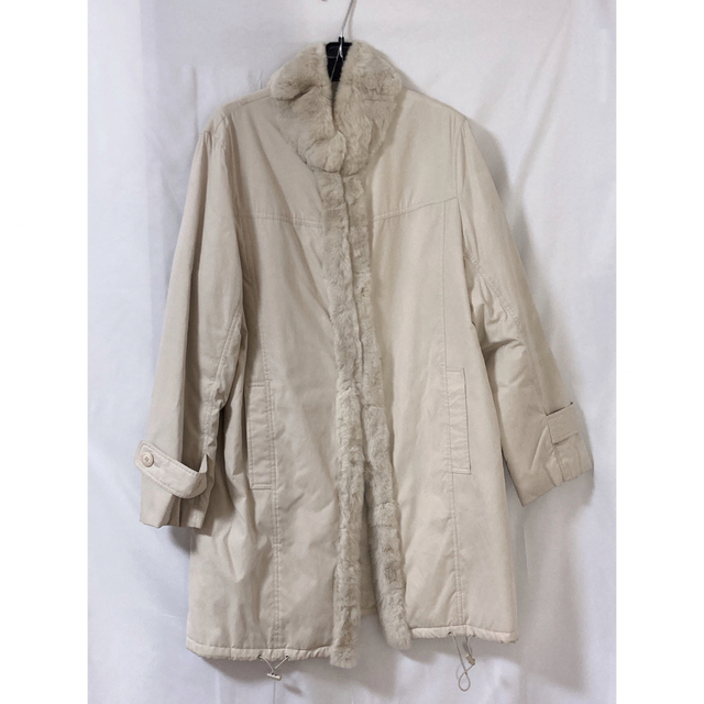 襟ファーコート レディースのジャケット/アウター(毛皮/ファーコート)の商品写真