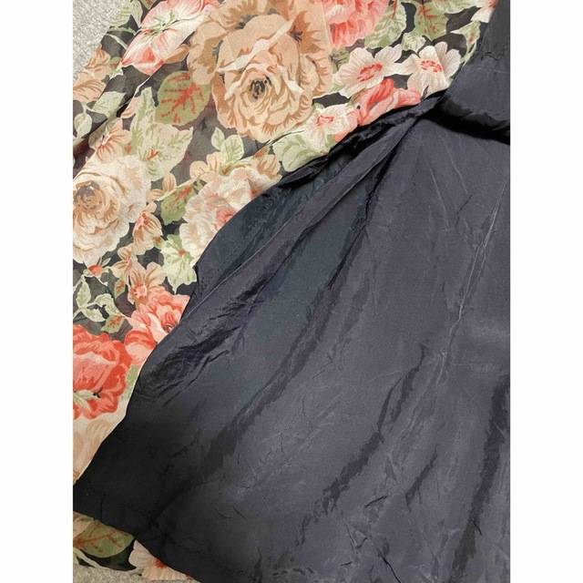 ロングスカート　プリーツスカート　花柄　ポイント消化 レディースのスカート(ロングスカート)の商品写真