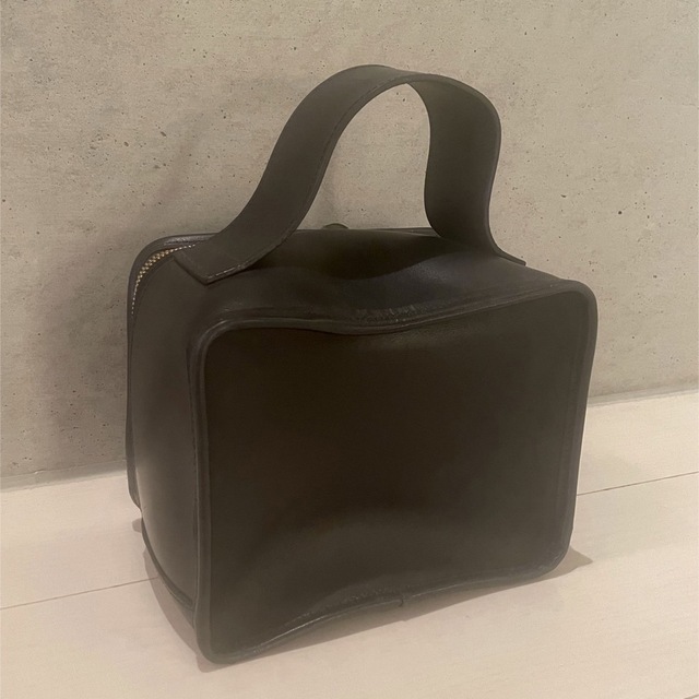 TODAYFUL(トゥデイフル)のLIFESTYLIST Leather Mini Book Bag レディースのバッグ(ハンドバッグ)の商品写真