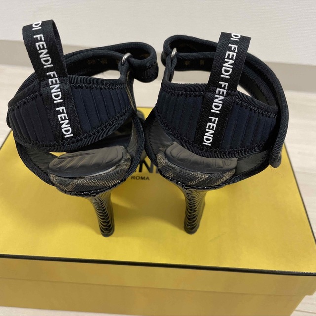 ✿美品‼️FENDI FFロゴサンダル - サンダル