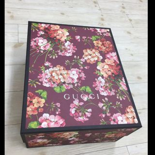 グッチ(Gucci)のGUCCI ブルーム柄 Big box(ショップ袋)