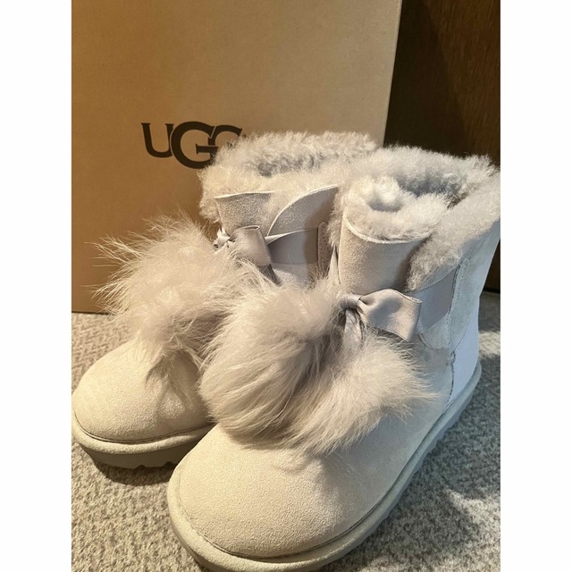 UGG(アグ)のUGG ムートンブーツ　22センチ レディースの靴/シューズ(ブーツ)の商品写真