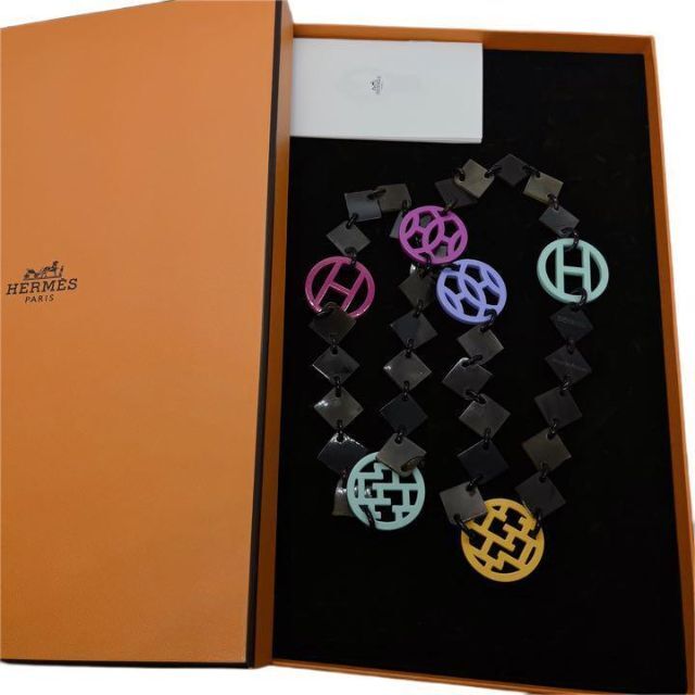 ネックレス HERMES エルメス ラッカーウッド バッファローホーン