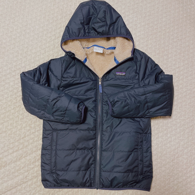 patagonia(パタゴニア)のパタゴニア　フリース　ＸＬ レディースのジャケット/アウター(ナイロンジャケット)の商品写真