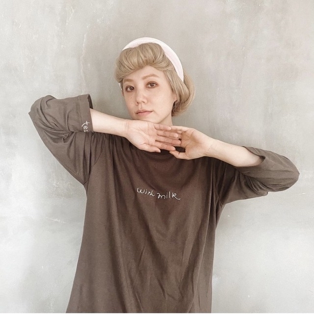 l'atelier du savon(アトリエドゥサボン)の佐々木茜　LONG TEA SHIRT madder madder レディースのトップス(Tシャツ(長袖/七分))の商品写真