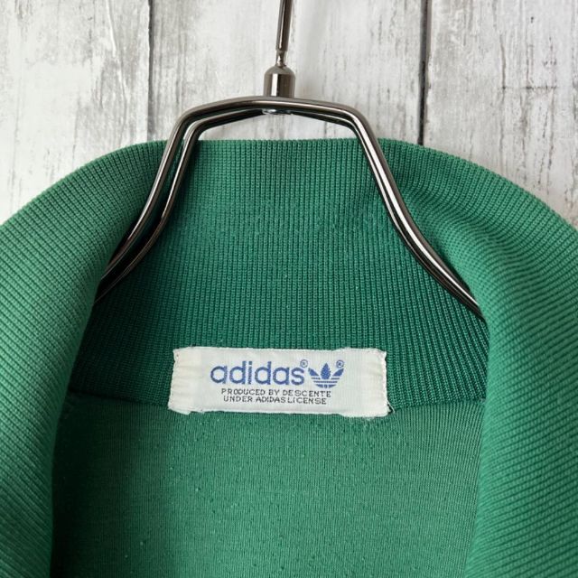 アディダスオリジナルス　adidas ロゴ刺繍　グリーン　男女兼用可能 M〜L