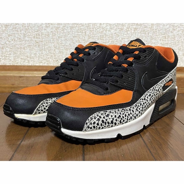 NIKE(ナイキ)のNIKE GIRLS AIR MAX 90 "SAFARI " 25.0cm レディースの靴/シューズ(スニーカー)の商品写真