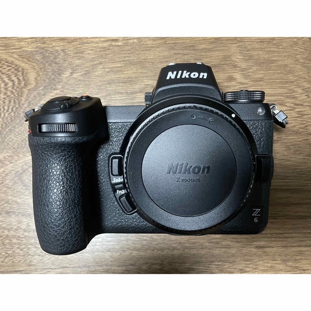 Nikon(ニコン)の美品 Nikon Z6 【シャッター回数1723回、ニコンプラザ点検パック済み】 スマホ/家電/カメラのカメラ(ミラーレス一眼)の商品写真