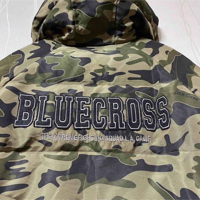 【美品】BLUE CROSS ブルークロス ダウンジャケット 迷彩 カモフラ M