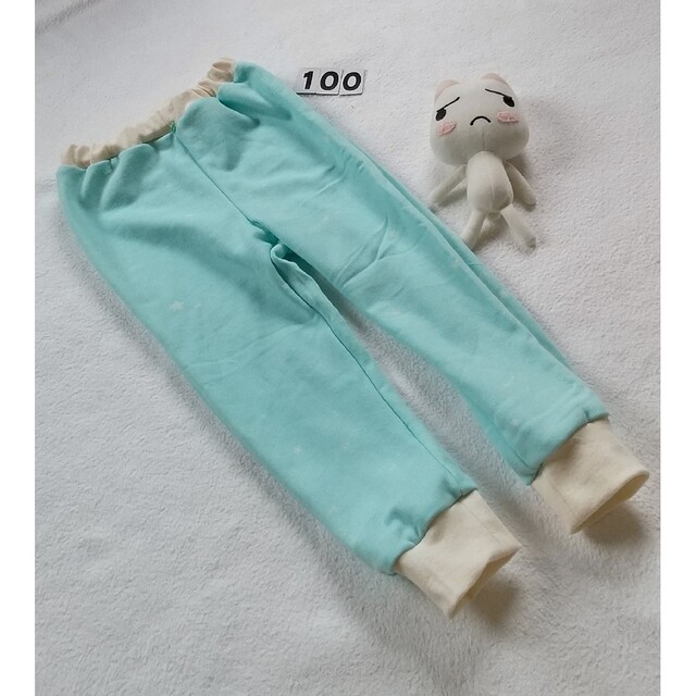 お泊りセット　100 キッズ/ベビー/マタニティのキッズ服男の子用(90cm~)(パジャマ)の商品写真