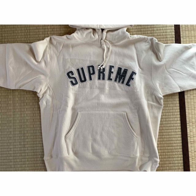 Supreme Pearl Logo Hooded Sweatshirt - nayaabhaandi.com