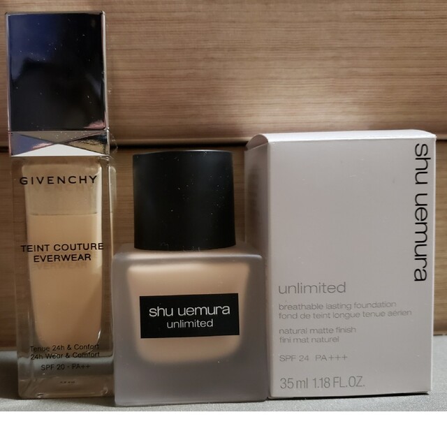 shu uemura(シュウウエムラ)のシュウウエムラ、GIVENCHY　リキッドファンデーション コスメ/美容のベースメイク/化粧品(ファンデーション)の商品写真