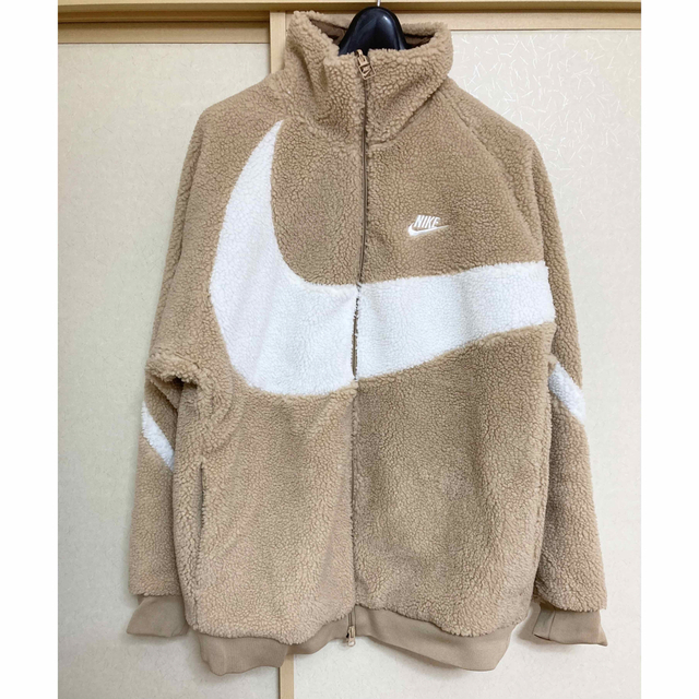 AporoNIKEナイキNIKE ナイキ　リバーシブル フルジップ　ボア ジャケット　ベージュ　新品　S