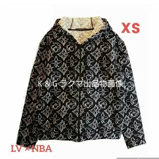 ルイヴィトン(LOUIS VUITTON)の★【XS】ルイヴィトン NBA ストゥラティージク フラワー キルテッドフーディ(パーカー)