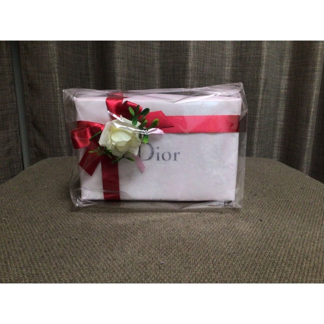 Dior(ディオール)のDior コスメ4点セット コスメ/美容のキット/セット(サンプル/トライアルキット)の商品写真