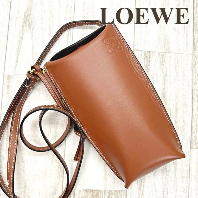 新しい季節 LOEWE アナグラム ゲートポケット ポーチ ショルダーバッグ