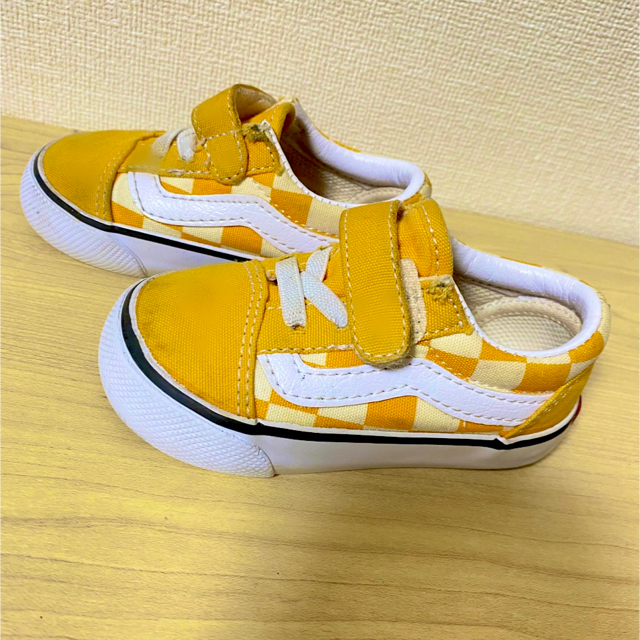 VANS(ヴァンズ)のVANSスニーカー　イエロー12.5センチ キッズ/ベビー/マタニティのベビー靴/シューズ(~14cm)(スニーカー)の商品写真