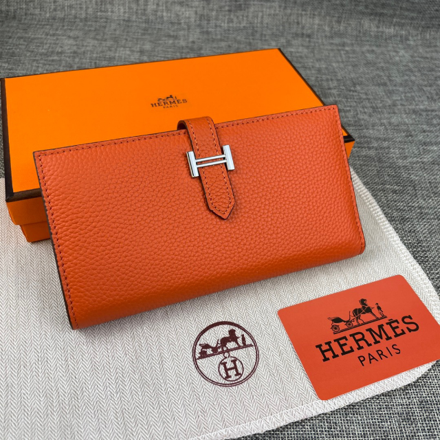 公式 値下げ不可‼️早い者勝ち✨エルメス Hermes ベアン オレンジ 三つ折り クラッチバッグ