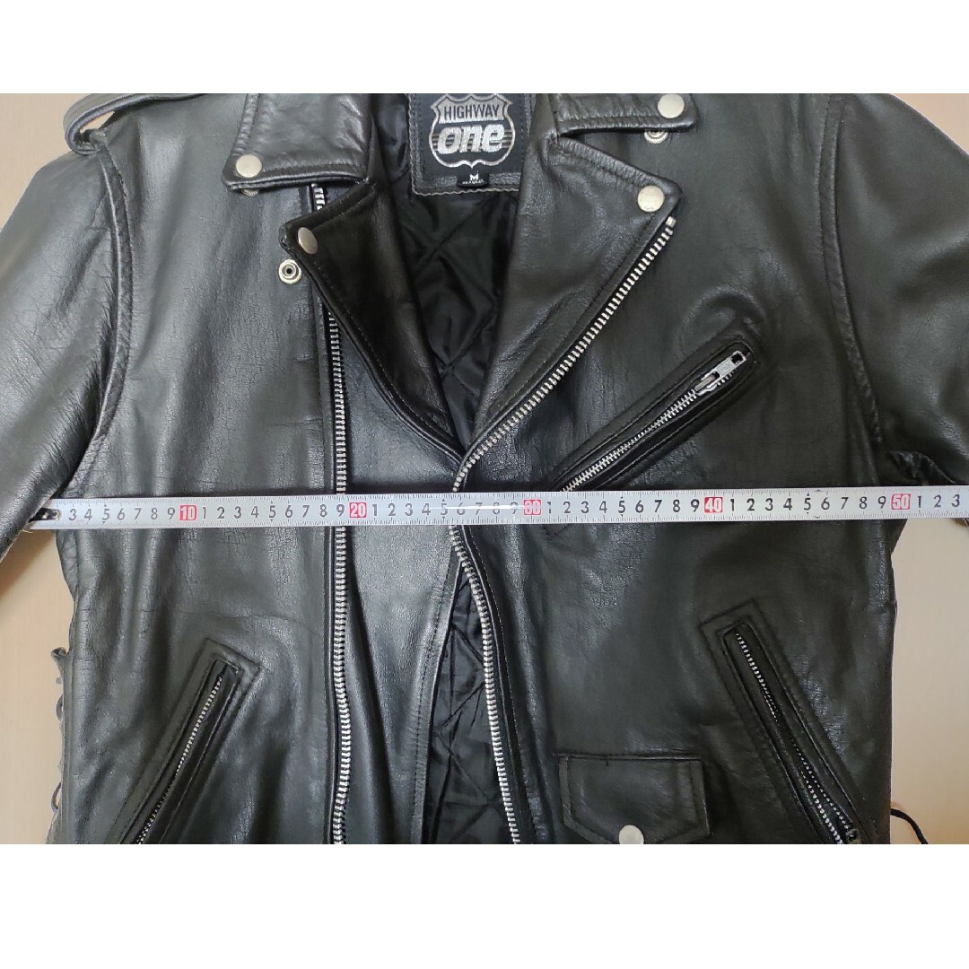 レザーライダースジャケット　革ブルゾン　ハーレー乗り　ブラック黒　Mサイズ メンズのジャケット/アウター(ライダースジャケット)の商品写真