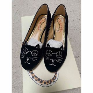 シャルロットオリンピア(Charlotte Olympia)のシャーロットオリンピアブラックベロアストーン35ハーフ(バレエシューズ)