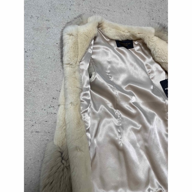 新品未使用ミンクレッキスファーベストRexFox レディースのジャケット/アウター(毛皮/ファーコート)の商品写真