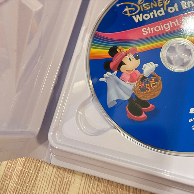 Disney(ディズニー)のdwe 最新版　ストレートプレイ　ブルーレイ　12巻　ディズニー英語 キッズ/ベビー/マタニティのおもちゃ(知育玩具)の商品写真