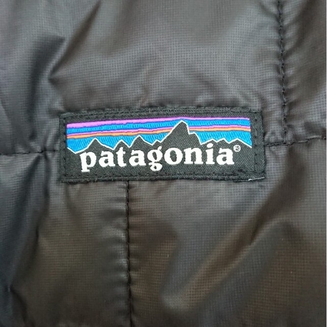 patagonia(パタゴニア)のこだん様専用　新品　未使用　patagonia パタゴニア アウターベスト メンズのジャケット/アウター(ダウンベスト)の商品写真